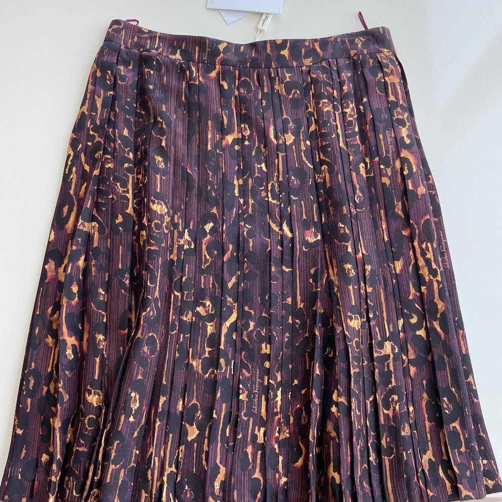 SALVATORE FERRAGAMO FLARED CHECKED SKIRT mu628 - Picture 5 of 13
